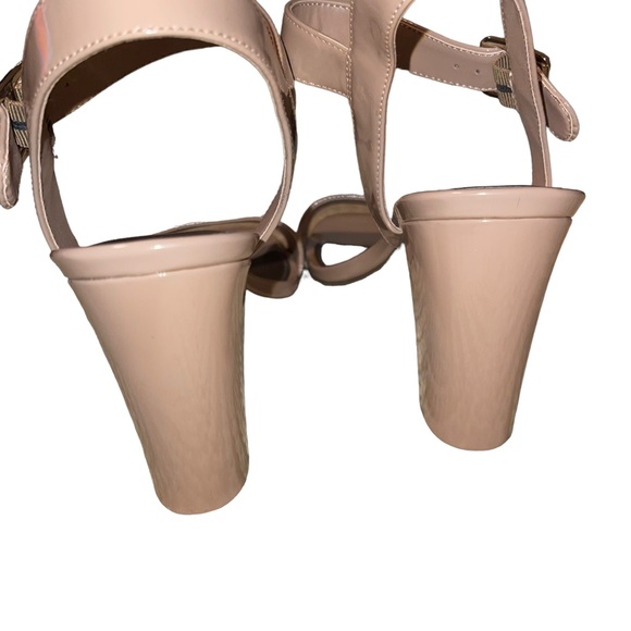 NWOT Worthington Patent Leather Strappy Chunky Heel Beige Size 11” 4” He… - Picture 5 of 5